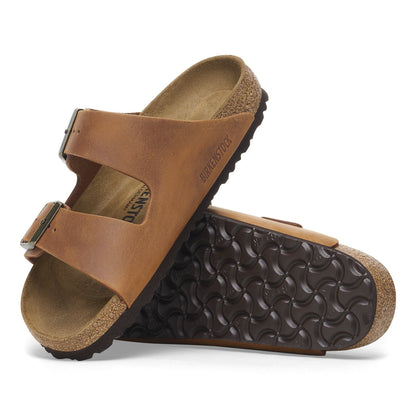 Arizona Oiled Leather in Color Cognac | Birkenstock