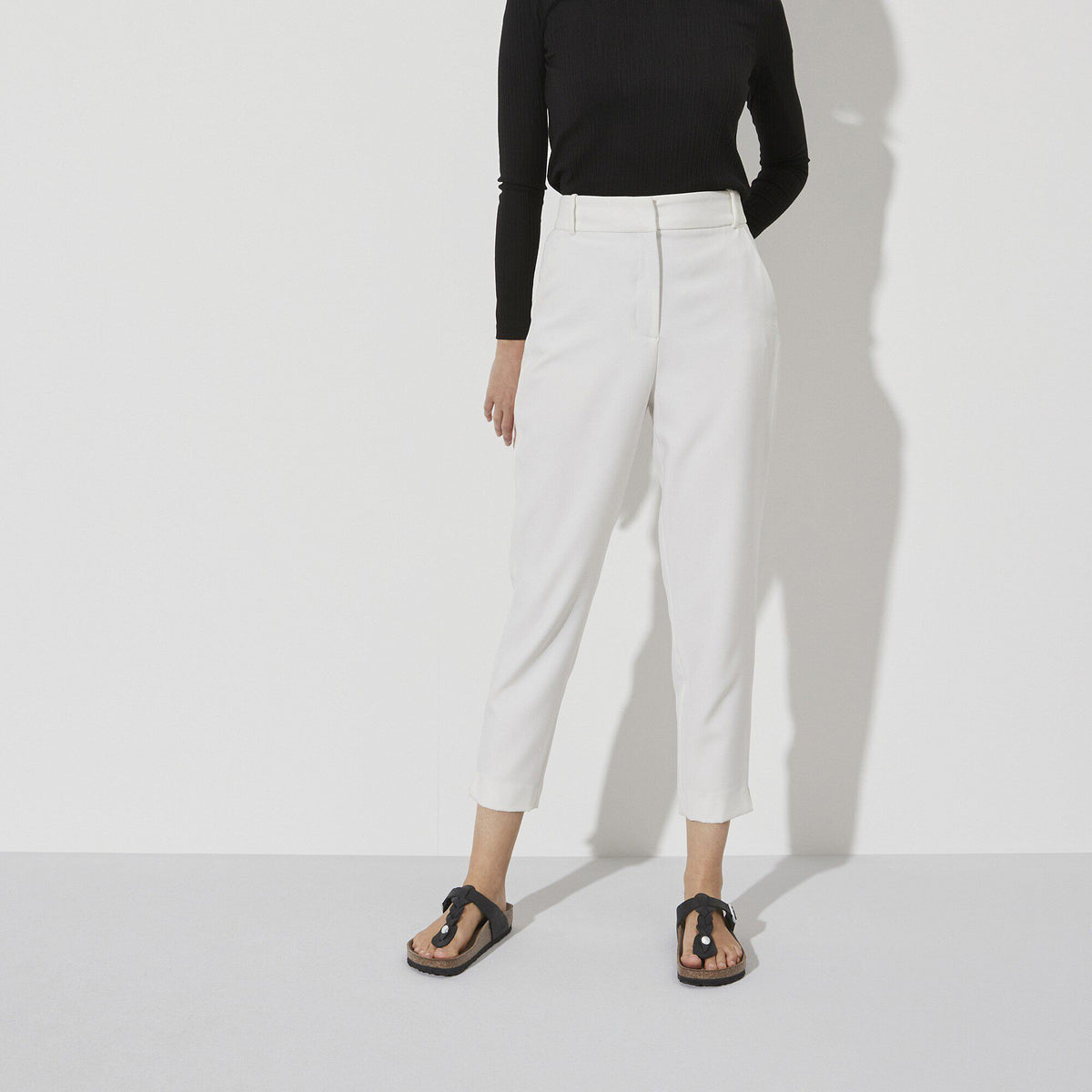 Gizeh Braided Oiled Leather in Color Black | Birkenstock