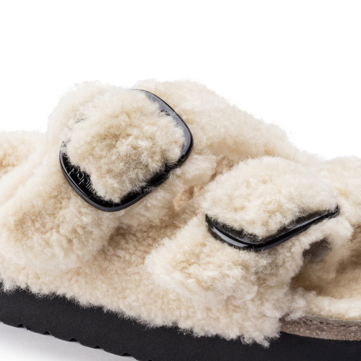 Arizona Big Buckle Shearling Shearling in Color Teddy Eggshell | Birkenstock