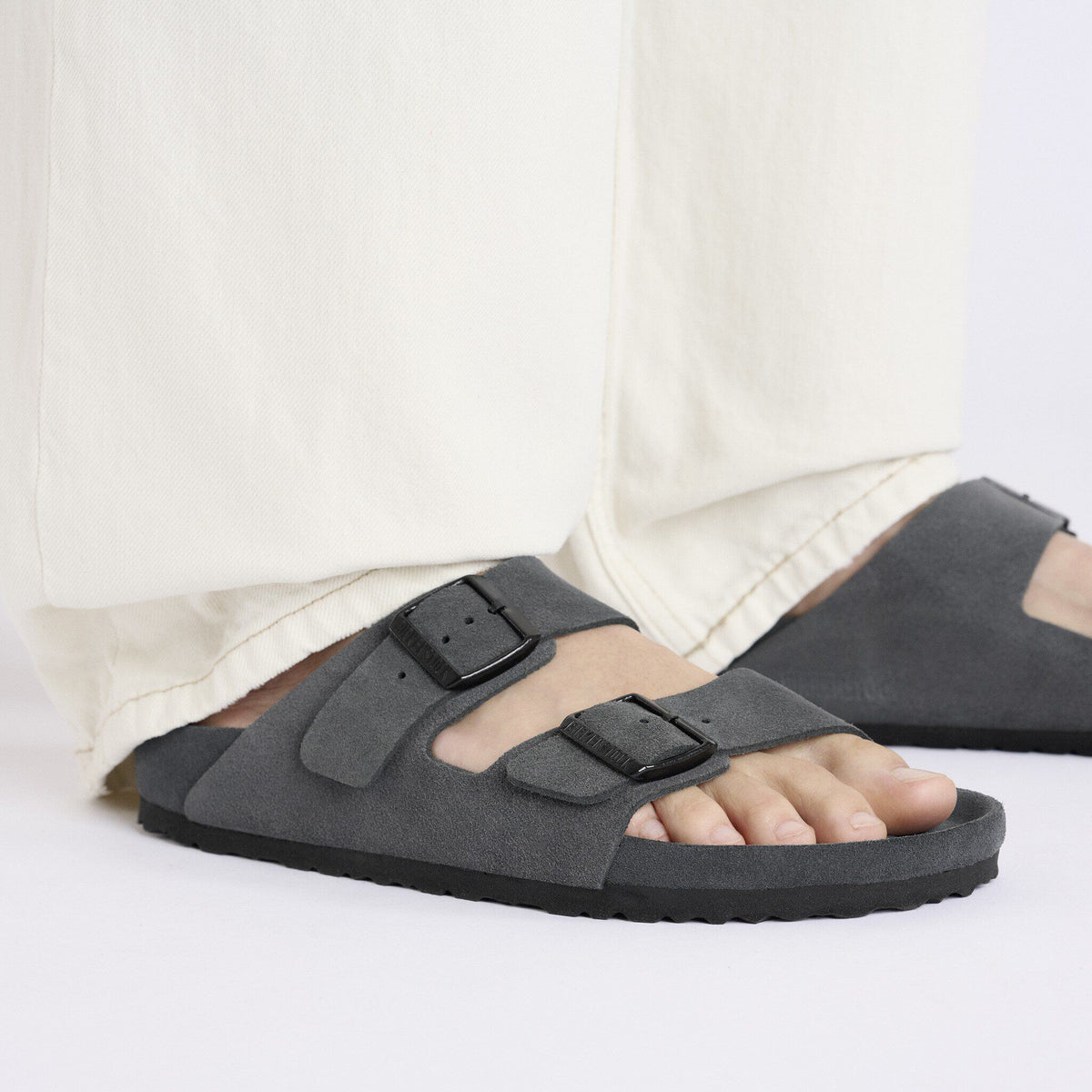Arizona Suede Leather in Color Charcoal | Birkenstock