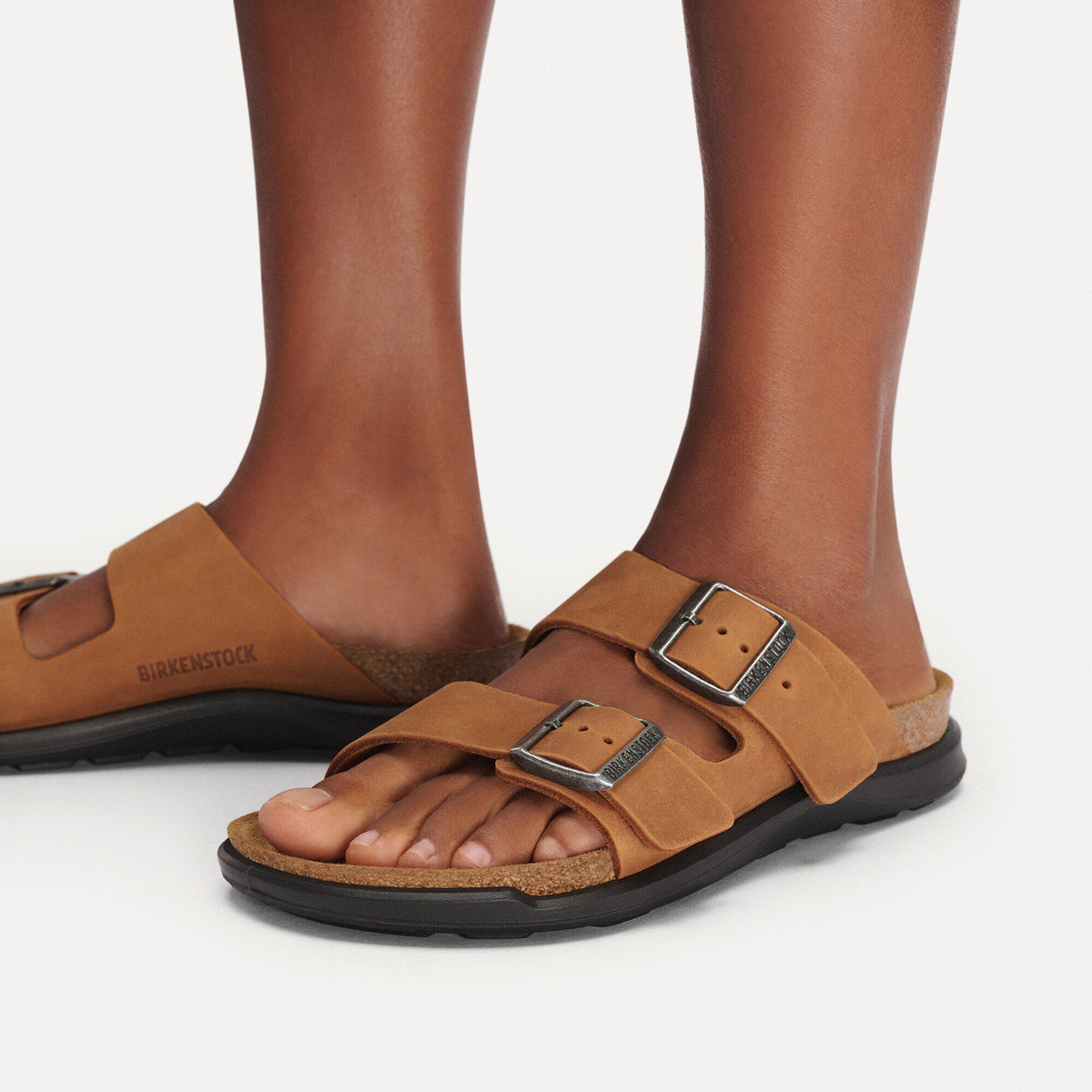Arizona Crosstown Women Oiled Leather in Color Cognac | Birkenstock
