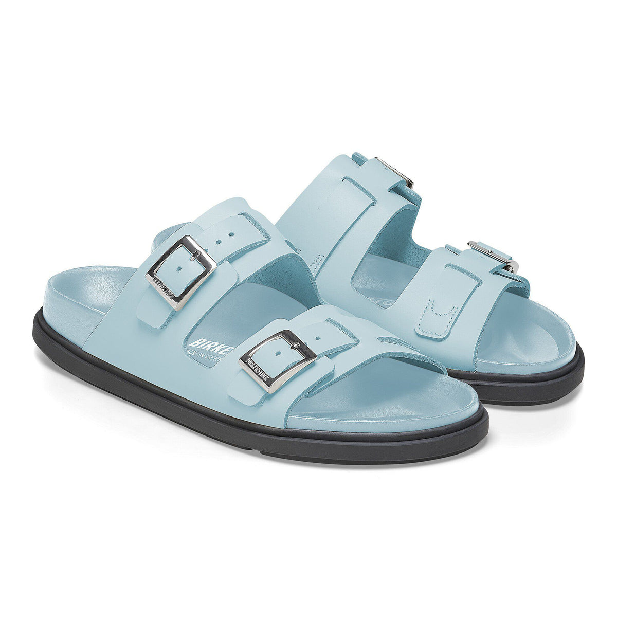 St Barths Leather in Color Mineral Blue | Birkenstock