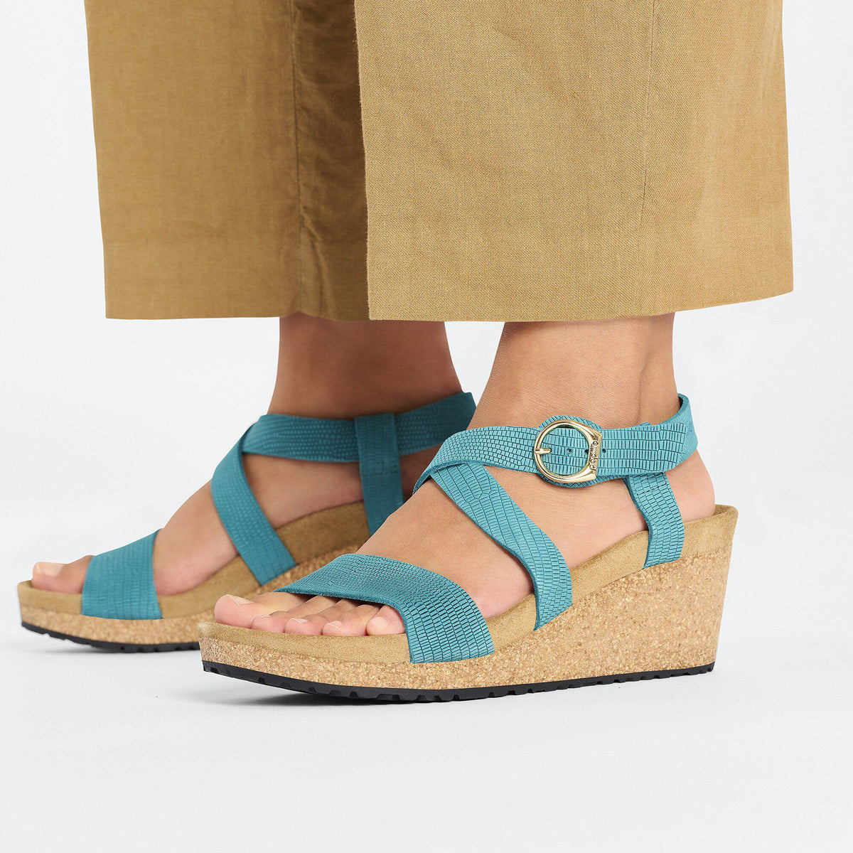 Sibyl Embossed Leather in Color Biscay Bay | Birkenstock