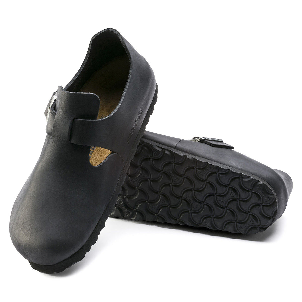 London Oiled Leather in Color Black | Birkenstock